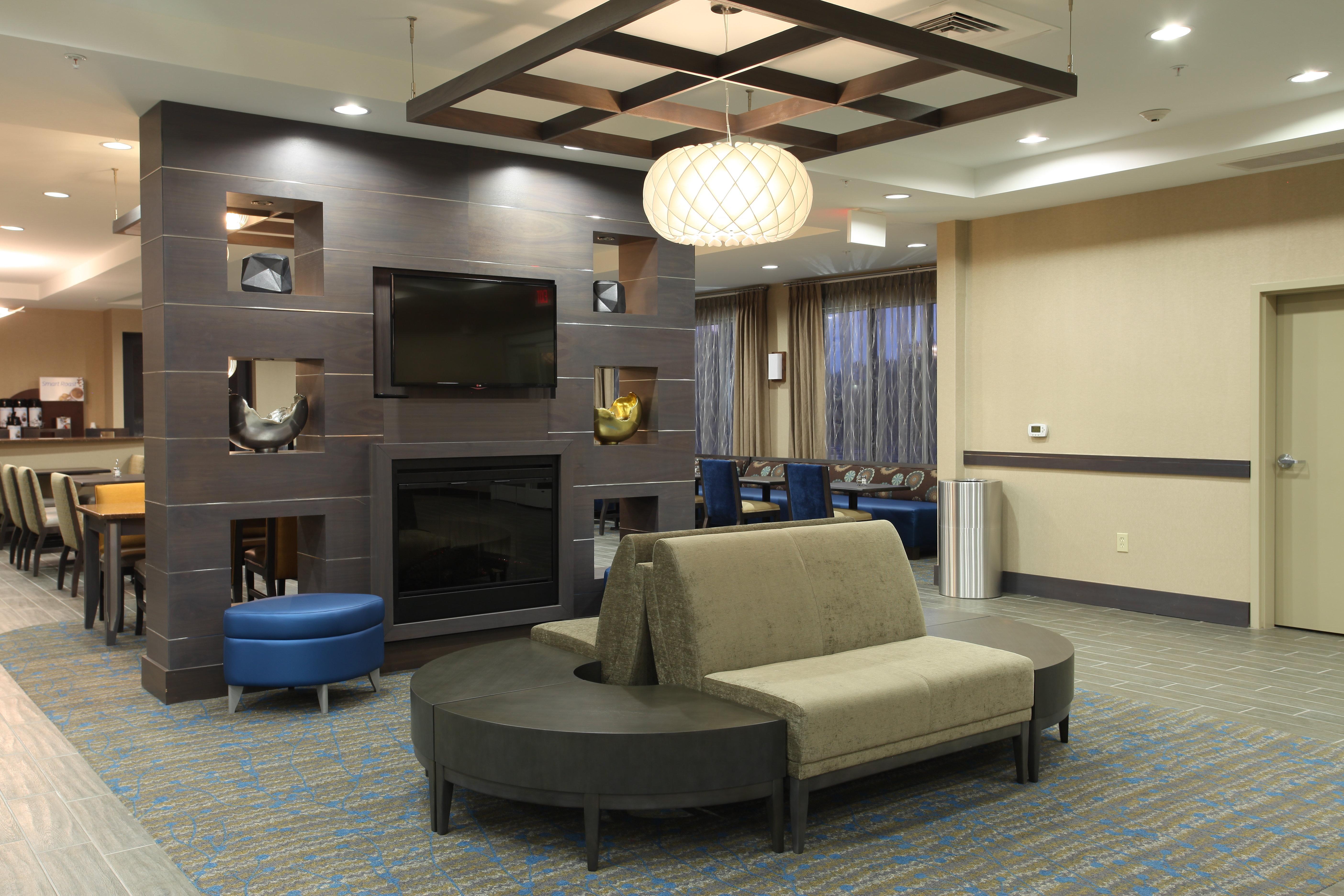 Holiday Inn Express Hotel & Suites Goldsboro - Base Area By Ihg מראה חיצוני תמונה